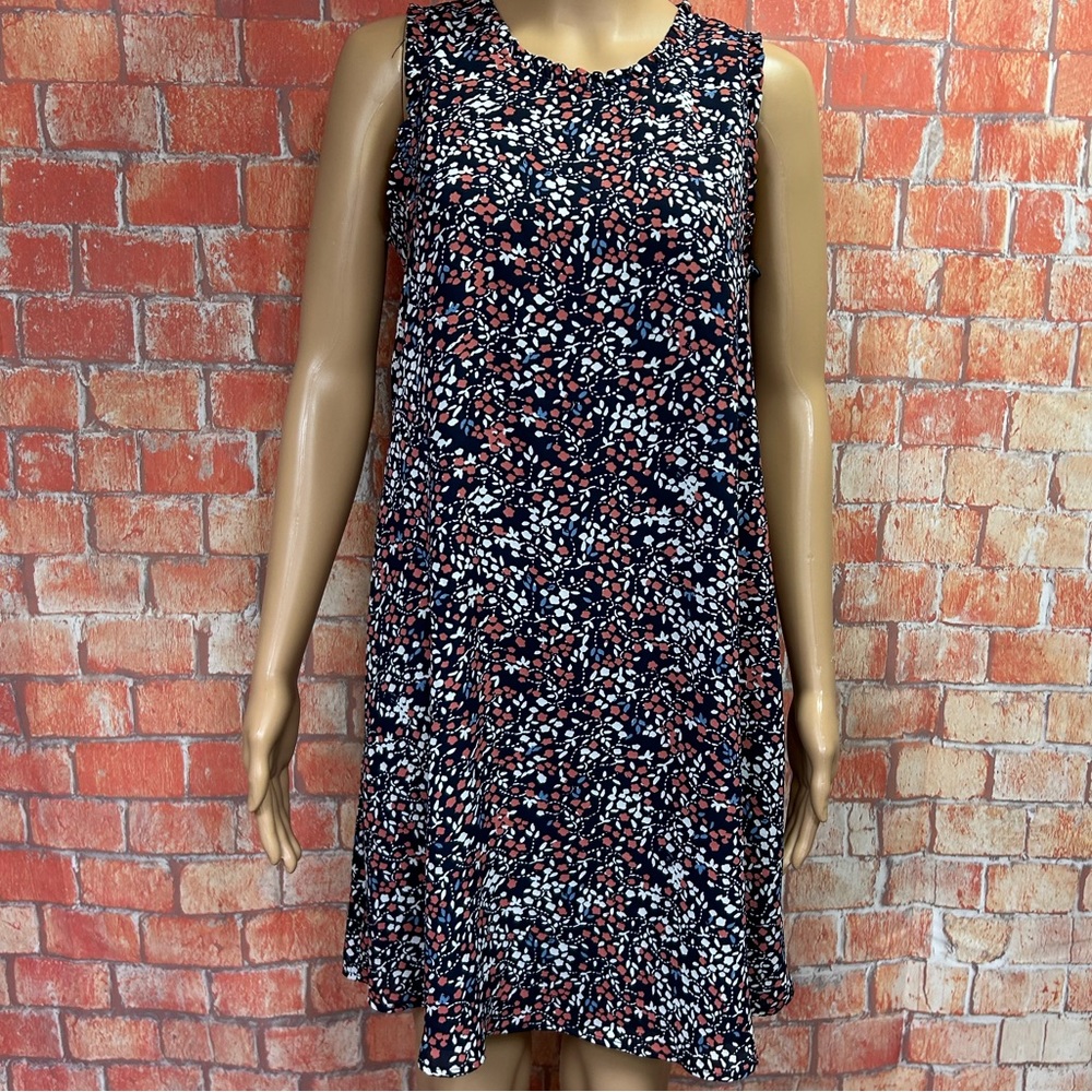 Dalia Sleeveless Floral Shift‎ Dress